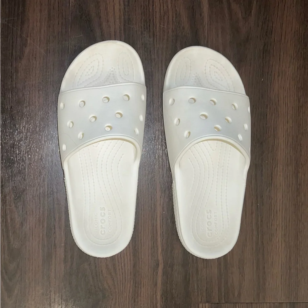 Crocs White Slide Sandals - Picture 2 of 3